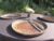 Collection ocre brun nénuphar : assiette coupe simple